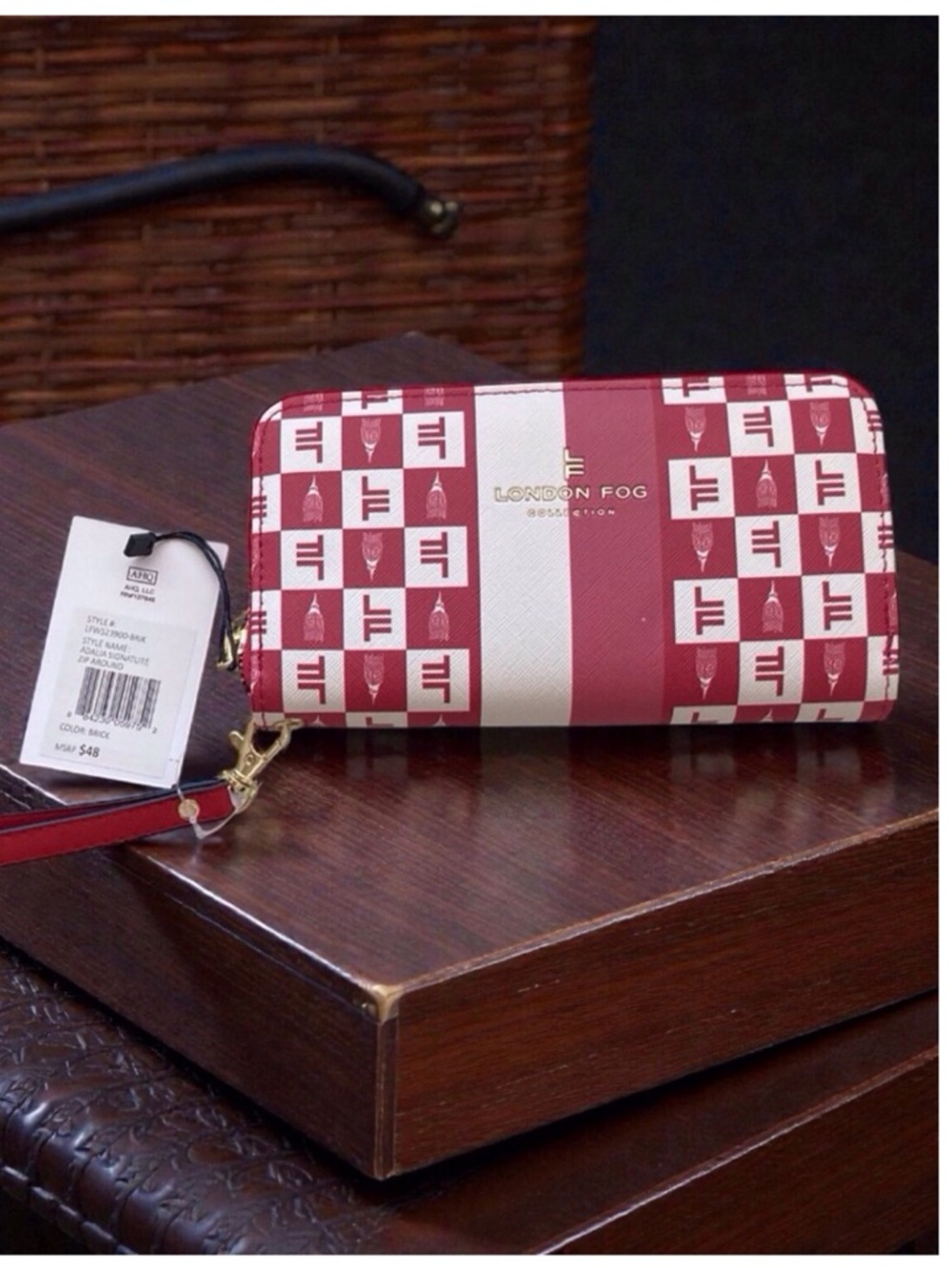London Fog Ada Signature Zip Around Wallet (Brick Red) NWT - Picture 6 of 10